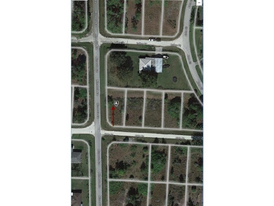 Corner lot with easy access to US 41 and I-75. Quiet on Seminole Lakes Country Club in Florida - for sale on GolfHomes.com, golf home, golf lot