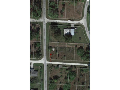 Corner lot with easy access to US 41 and I-75. Quiet on Seminole Lakes Country Club in Florida - for sale on GolfHomes.com, golf home, golf lot