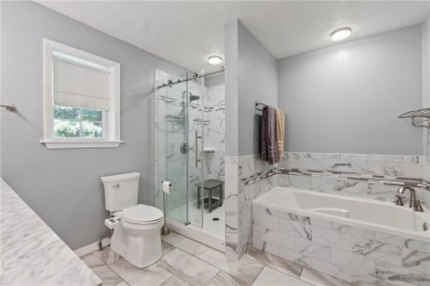 Welcome home to this beautiful 3-bedroom, 2-bath, single-level on Holiday Island Golf Course in Arkansas - for sale on GolfHomes.com, golf home, golf lot