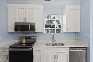 RARELY AVAILABLE condo in THE RETREAT AT BURNT STORE ISLES! This on Twin Isles Country Club in Florida - for sale on GolfHomes.com, golf home, golf lot