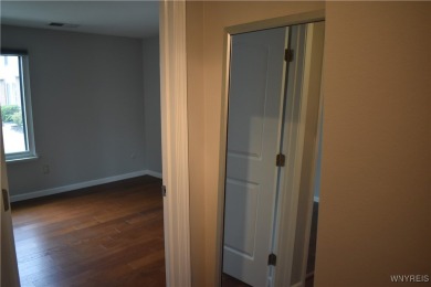 Welcome to 10 Southcreek Ct unit B in the highly sought after on Glen Oak Golf Course in New York - for sale on GolfHomes.com, golf home, golf lot