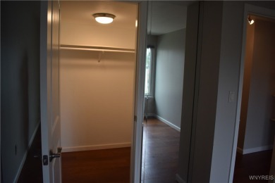 Welcome to 10 Southcreek Ct unit B in the highly sought after on Glen Oak Golf Course in New York - for sale on GolfHomes.com, golf home, golf lot
