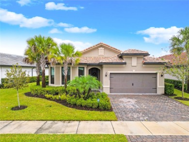 Beautiful one story Single Family Home at Woodmont Pods on Woodmont Country Club in Florida - for sale on GolfHomes.com, golf home, golf lot
