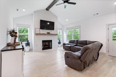 Welcome to 12 Lockhart Drive, a well-maintained 2023-built home on Bella Vista Country Club - Highlands in Arkansas - for sale on GolfHomes.com, golf home, golf lot