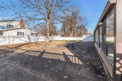 **Charming Ranch Home with Modern Updates and Prime Location**  
 on Cameron Memorial Golf Course in Missouri - for sale on GolfHomes.com, golf home, golf lot