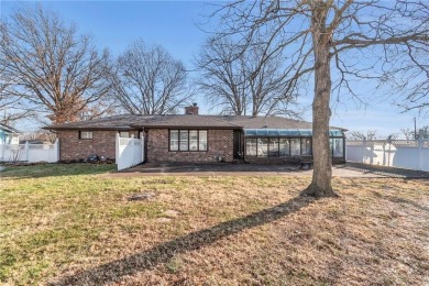 **Charming Ranch Home with Modern Updates and Prime Location**  
 on Cameron Memorial Golf Course in Missouri - for sale on GolfHomes.com, golf home, golf lot