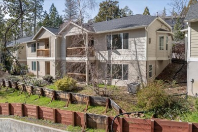 This beautiful 1722sf townhome boasts 3 primary suites and an on Forest Meadows Golf Course in California - for sale on GolfHomes.com, golf home, golf lot