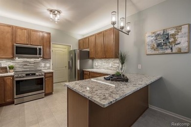 Immaculate condo in the highly sought-after Links of on The Fountains Golf Club in Michigan - for sale on GolfHomes.com, golf home, golf lot