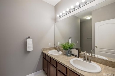 Immaculate condo in the highly sought-after Links of on The Fountains Golf Club in Michigan - for sale on GolfHomes.com, golf home, golf lot