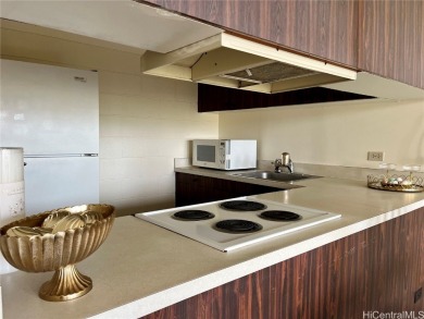 Discover the perfect blend of convenience and charm in this on Honolulu Country Club in Hawaii - for sale on GolfHomes.com, golf home, golf lot