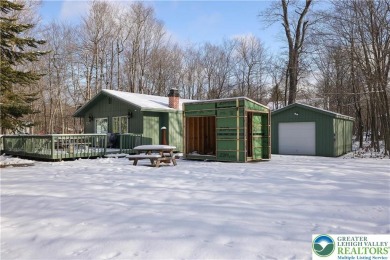 WOW!!! Everything in this beautiful well maintained home is on Pocono Farms Country Club in Pennsylvania - for sale on GolfHomes.com, golf home, golf lot