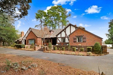 **MOTIVATED SELLER***
LAKEFRONT ESTATE on Nearly 
1 on Walnut Creek Country Club in North Carolina - for sale on GolfHomes.com, golf home, golf lot