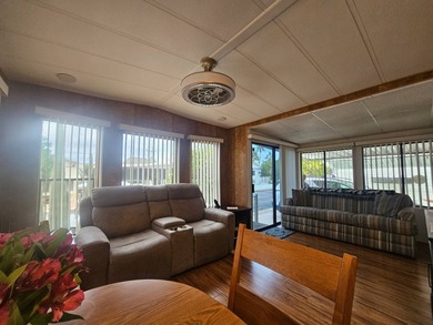 This spacious 1BD 1.5BA home offers expansive indoor and outdoor on Viewpoint Golf Resort in Arizona - for sale on GolfHomes.com, golf home, golf lot