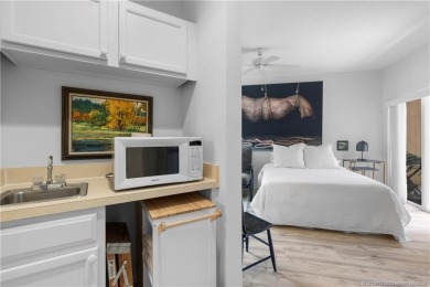 Meticulously Maintained FULLY FURNISHED Ground Floor Condo w/ on The Legacy Golf and Tennis Club in Florida - for sale on GolfHomes.com, golf home, golf lot