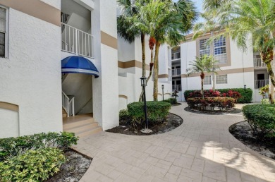 Welcome to this 2 bedroom/2 bathroom apartment in the Gardens of on Boca Grove Golf and Tennis in Florida - for sale on GolfHomes.com, golf home, golf lot