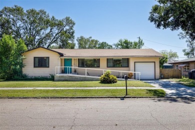 Discover your perfect haven in this charming 2-bedroom on Clearwater Executive Golf Course in Florida - for sale on GolfHomes.com, golf home, golf lot