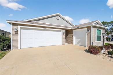 Welcome to this MAGNIFICENT 3/2 Emerald III villa with 2-CAR on Pennbrooke Fairways in Florida - for sale on GolfHomes.com, golf home, golf lot