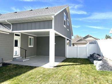 This home is like new! Nestled in the Stansbury Park community on Stansbury Park Golf Club in Utah - for sale on GolfHomes.com, golf home, golf lot