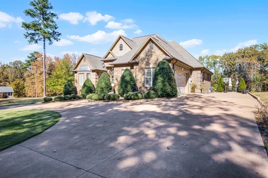 Custom Built 3 bedroom, 2.5 bath, one level home on large lot on Shiloh Falls Golf Club in Tennessee - for sale on GolfHomes.com, golf home, golf lot