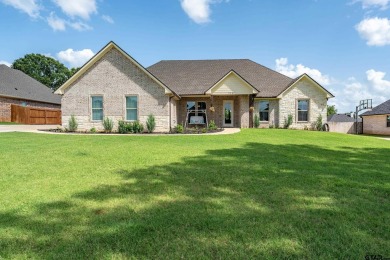 Welcome to 7757 Freestone Dr, a beautiful 2023 built home on Oak Hurst Golf Course in Texas - for sale on GolfHomes.com, golf home, golf lot