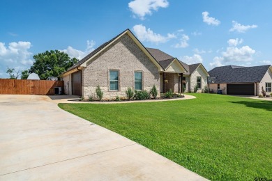 Welcome to 7757 Freestone Dr, a beautiful 2023 built home on Oak Hurst Golf Course in Texas - for sale on GolfHomes.com, golf home, golf lot