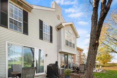 Welcome to this beautiful 2-story townhome that backs right up on Glendale Lakes Golf Club in Illinois - for sale on GolfHomes.com, golf home, golf lot