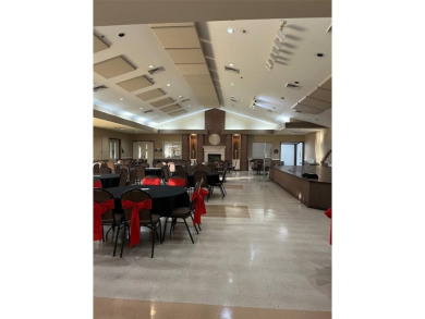 PRICE REDUCTION   *BEAUTIFUL*  END UNIT  2BED,2BATH,2CAR GARAGE on The Groves Golf and Country Club in Florida - for sale on GolfHomes.com, golf home, golf lot
