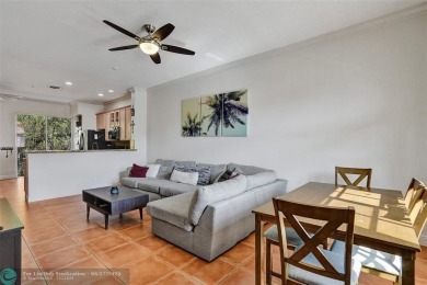 EAST SIDE POMPANO BEACH large townhouse/Fee Simple;3bed/3.5 on Pompano Beach Golf Course  in Florida - for sale on GolfHomes.com, golf home, golf lot