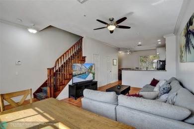 EAST SIDE POMPANO BEACH large townhouse/Fee Simple;3bed/3.5 on Pompano Beach Golf Course  in Florida - for sale on GolfHomes.com, golf home, golf lot