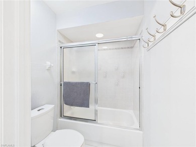 *UPDATED WITH GOLF MEMBERSHIP* Beautifully Updated Villa With on Glen Eagle Golf and Country Club in Florida - for sale on GolfHomes.com, golf home, golf lot