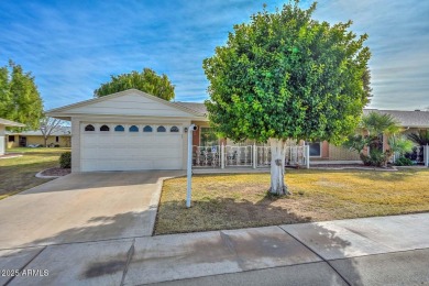 This welcoming ''Gemini'' Home features 2 Bedrooms, 2 Baths and on Sun City Lakes West and East in Arizona - for sale on GolfHomes.com, golf home, golf lot