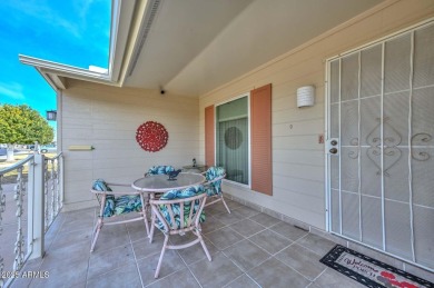 This welcoming ''Gemini'' Home features 2 Bedrooms, 2 Baths and on Sun City Lakes West and East in Arizona - for sale on GolfHomes.com, golf home, golf lot