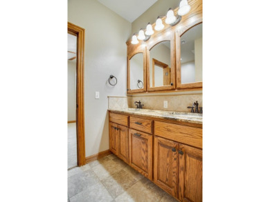 Built in 2008 by renowned builder Lynn Unruh, this stunning on Pheasant Run in Oklahoma - for sale on GolfHomes.com, golf home, golf lot