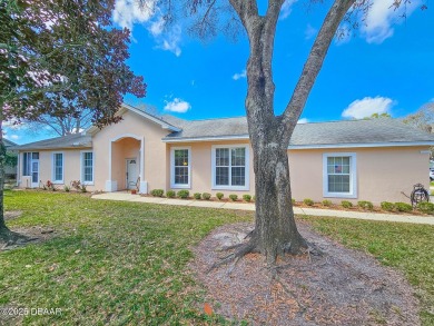 Stunning 3-bedroom, 2-bath Villa in desirable Middlemore on Halifax Plantation Golf Club in Florida - for sale on GolfHomes.com, golf home, golf lot