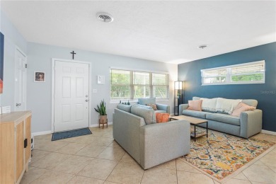 Under contract-accepting backup offers. You'll love this COUNTRY on Casselberry Golf Club in Florida - for sale on GolfHomes.com, golf home, golf lot