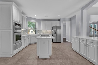 Immaculate home on over one third of an acre in N.Plano with on Ridgeview Ranch Golf Club in Texas - for sale on GolfHomes.com, golf home, golf lot