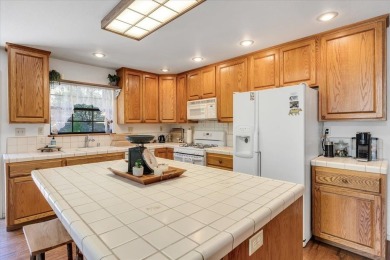 Cabin Vibes + Wine Country Perks = Your New Happy Place! Welcome on Forest Meadows Golf Course in California - for sale on GolfHomes.com, golf home, golf lot