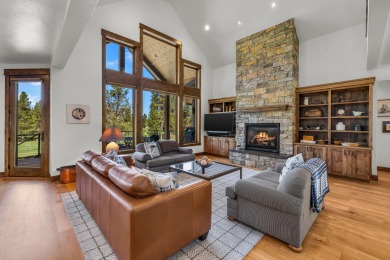 Experience the perfect blend of quality and lifestyle in this on  in Oregon - for sale on GolfHomes.com, golf home, golf lot