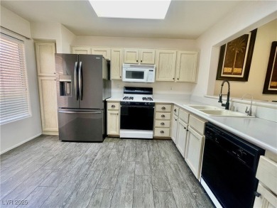 Welcome to 9929 Hemet Dr--a sparkling clean, one-story townhome on Highland Falls Golf Club in Nevada - for sale on GolfHomes.com, golf home, golf lot