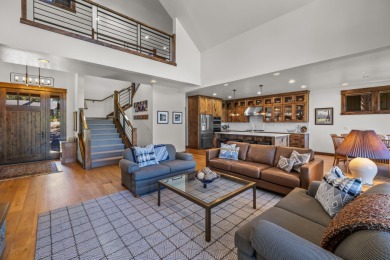 Experience the perfect blend of quality and lifestyle in this on  in Oregon - for sale on GolfHomes.com, golf home, golf lot
