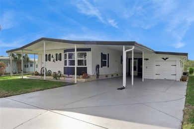 LAND OWNED, PANORAMIC GOLF COURSE VIEW, NO REAR NEIGHBORS, and on Zellwood Station Country Club in Florida - for sale on GolfHomes.com, golf home, golf lot