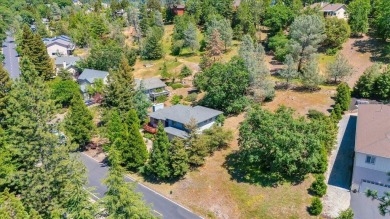 Cabin Vibes + Wine Country Perks = Your New Happy Place! Welcome on Forest Meadows Golf Course in California - for sale on GolfHomes.com, golf home, golf lot