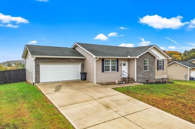 409 Sunrise Ridge Dr in Jefferson City, Tennessee delivers on  in Tennessee - for sale on GolfHomes.com, golf home, golf lot