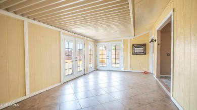 Discover comfort and convenience in this delightful 2 bedroom 1 on Union Hills Country Club in Arizona - for sale on GolfHomes.com, golf home, golf lot