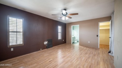 Discover comfort and convenience in this delightful 2 bedroom 1 on Union Hills Country Club in Arizona - for sale on GolfHomes.com, golf home, golf lot
