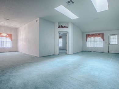 LOCATION! LOCATION! LOCATION! This spacious 3/2 CYPRESS model on Hacienda Hills Golf and Country Club in Florida - for sale on GolfHomes.com, golf home, golf lot