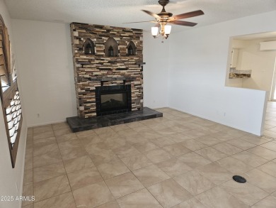 A must-see! Charming updated 2BR, 1.75BA ''600'' model in on Sunland Village Golf Club in Arizona - for sale on GolfHomes.com, golf home, golf lot