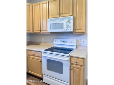 Welcome to easy coastal living in South Harbour Village! Move on South Harbour Golf Links in North Carolina - for sale on GolfHomes.com, golf home, golf lot