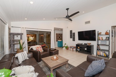 New Price! Bring an offer today to this well maintained CBS 3 on Martin Downs Country Club in Florida - for sale on GolfHomes.com, golf home, golf lot