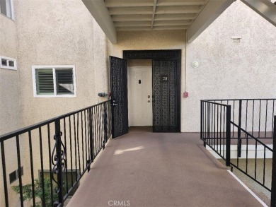 Orange County's best kept secret! Tucked away in the private on Leisure Village Par 3 Golf Course in California - for sale on GolfHomes.com, golf home, golf lot